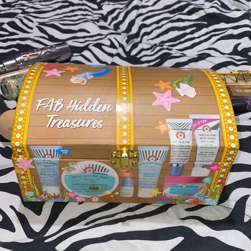 Sephora full size fab box